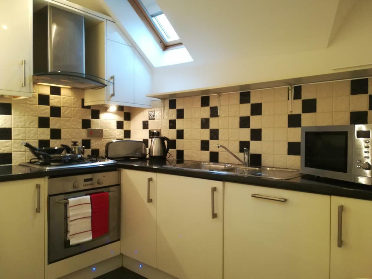 Modern, 2 Bedroom Apartment With Sofa Bed, Uplands, Swansea Dış mekan fotoğraf